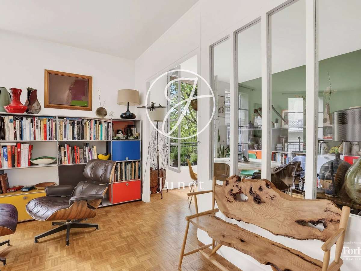 Apartment Paris 18e