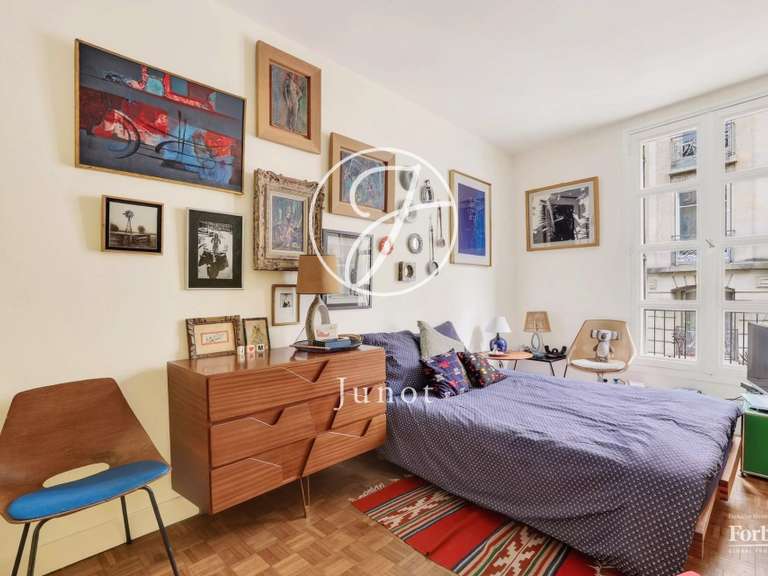 Apartment Paris 18e - 3 bedrooms - 99m²