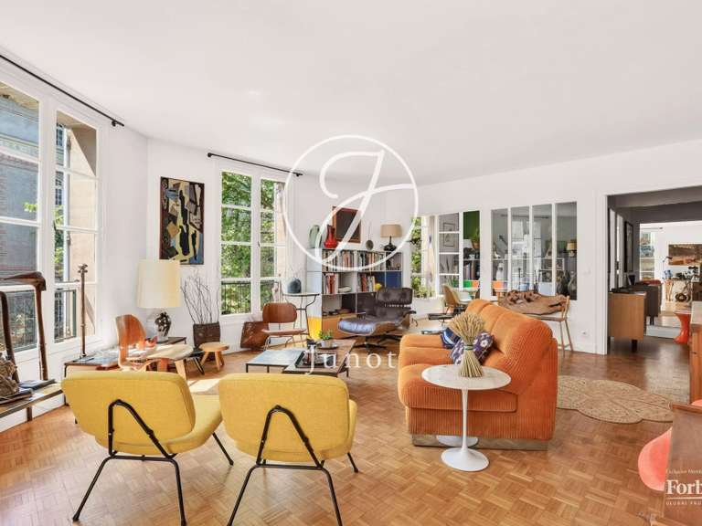 Apartment Paris 18e - 3 bedrooms - 99m²