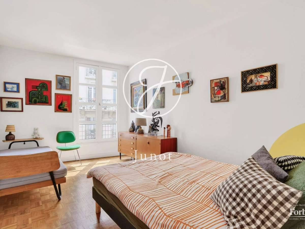 Apartment Paris 18e