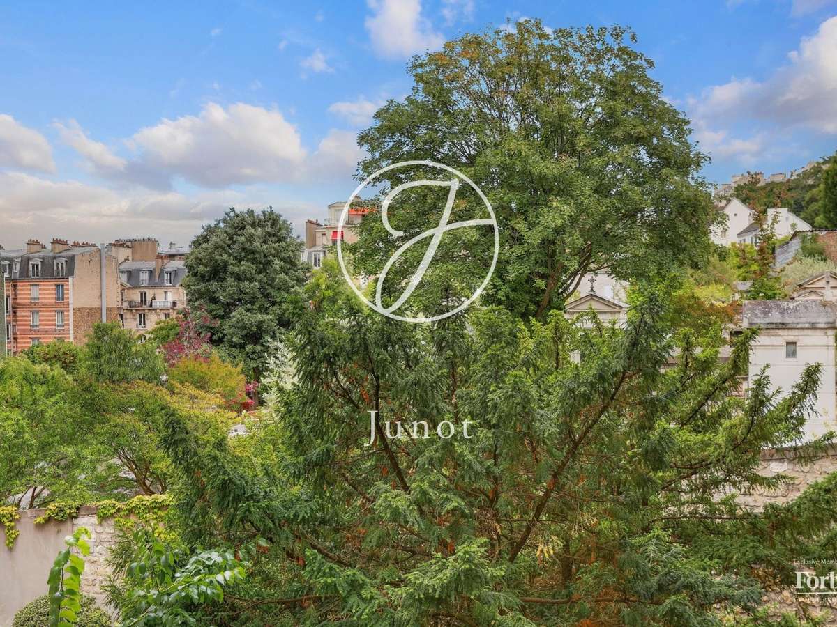 Apartment Paris 18e