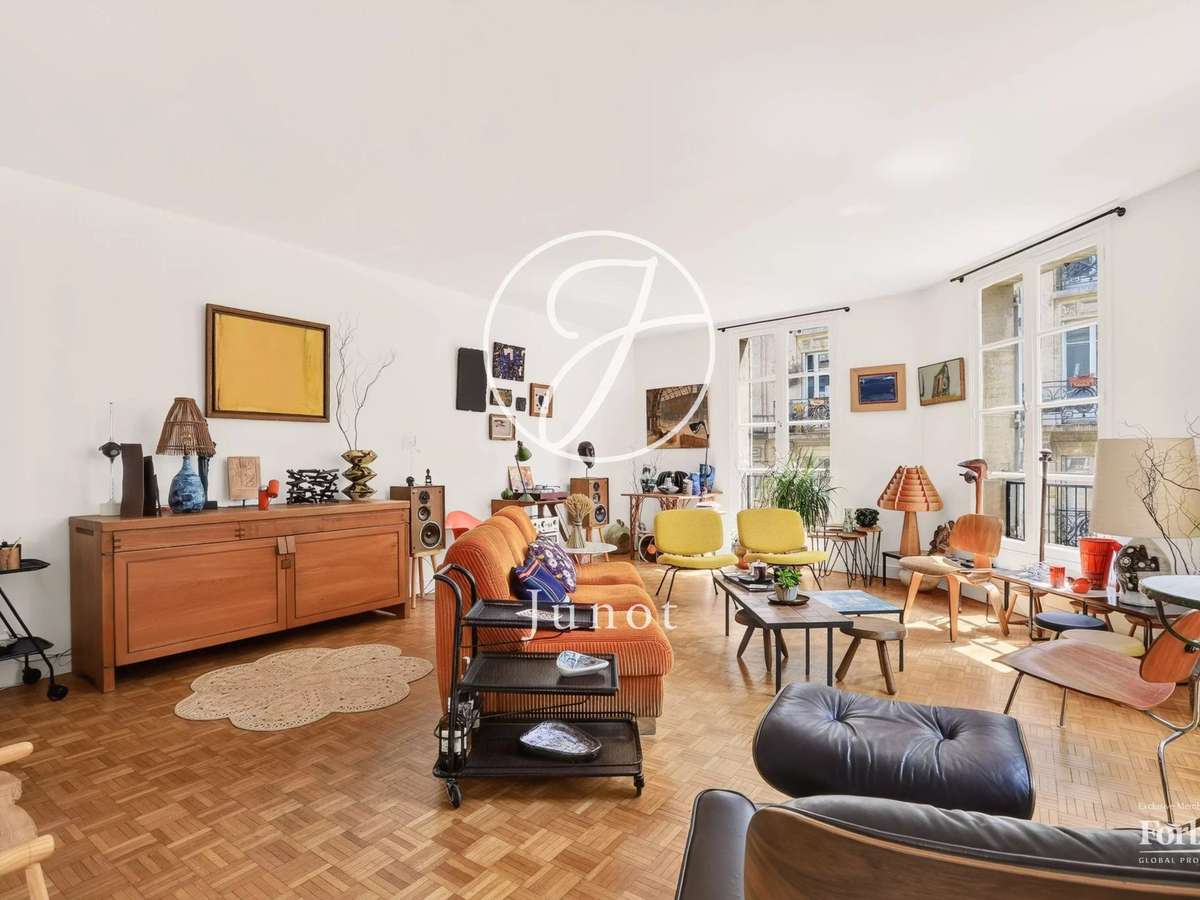 Apartment Paris 18e