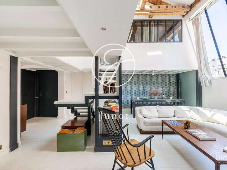 Appartement Paris 18e - 2 chambres - 88m²