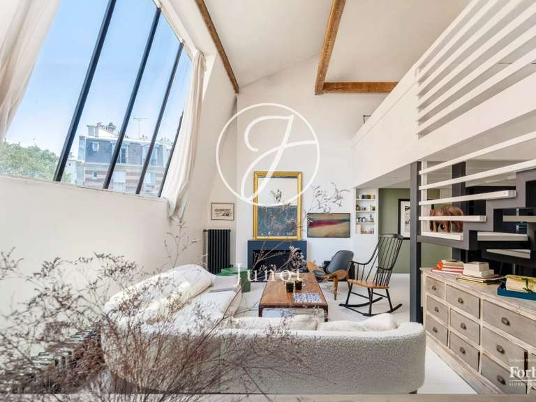 Appartement Paris 18e - 2 chambres - 88m²