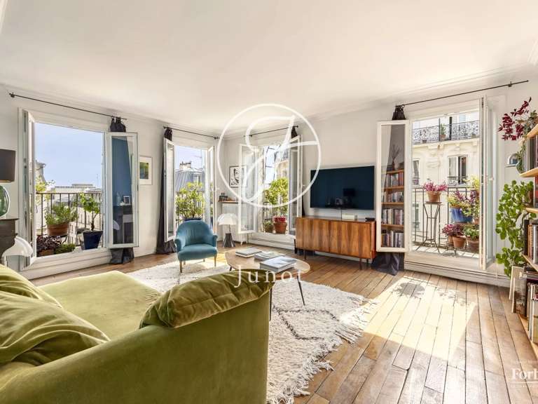 Appartement Paris 18e - 4 chambres - 160m²