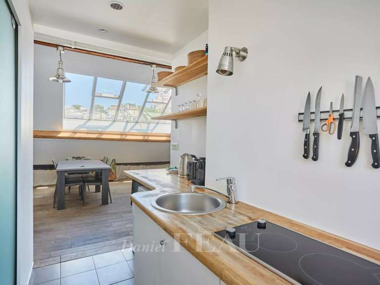 Appartement Paris 18e - 1 chambre - 61m²