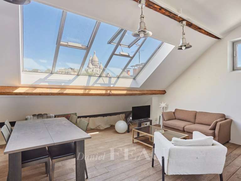 Appartement Paris 18e - 1 chambre - 61m²