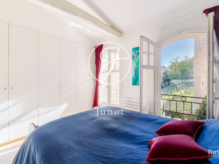 Appartement Paris 18e - 2 chambres - 101m²