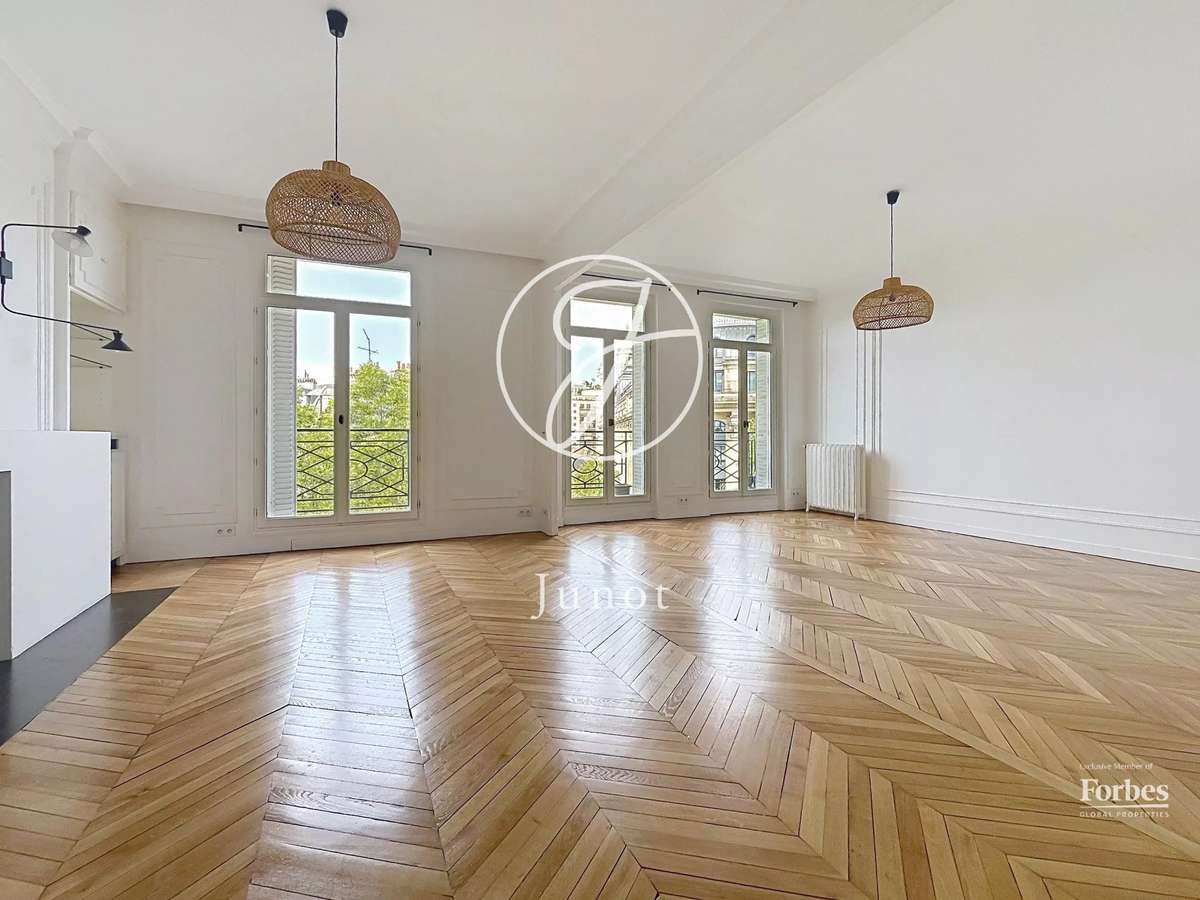 Apartment Paris 18e