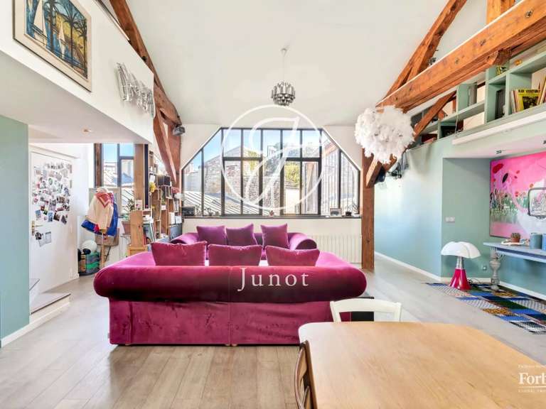 Appartement Paris 18e - 6 chambres - 174m²