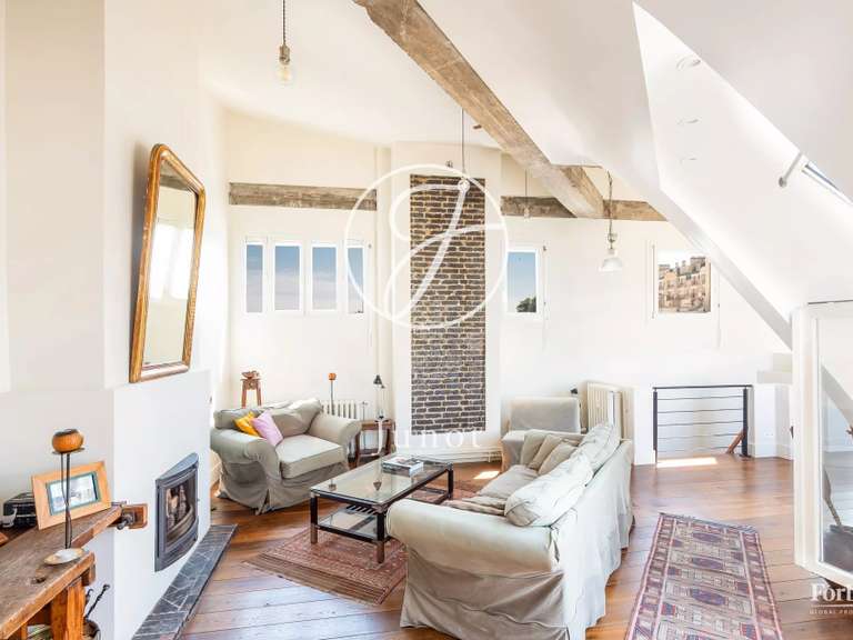 Appartement Paris 18e - 1 chambre - 78m²