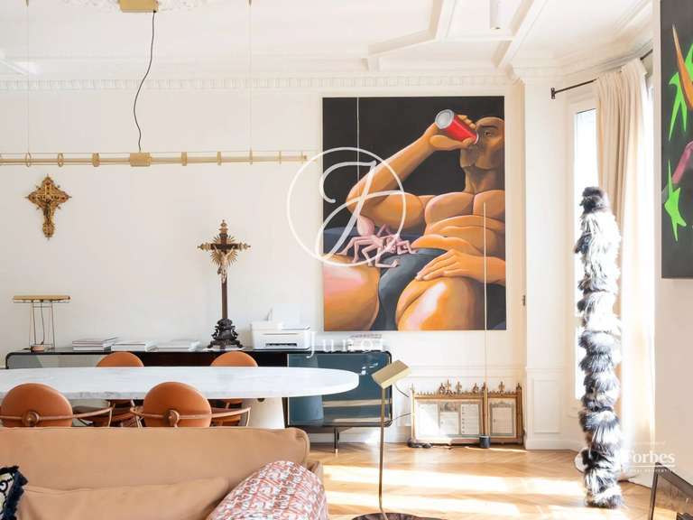 Appartement Paris 18e - 3 chambres - 132m²