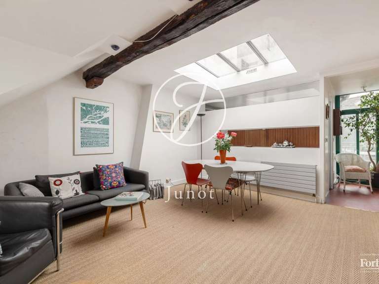 Appartement Paris 18e - 3 chambres - 107m²