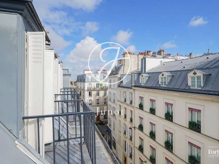 Appartement Paris 18e - 3 chambres - 78m²