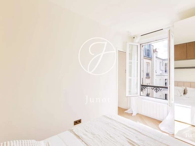 Appartement Paris 18e - 1 chambre - 29m²