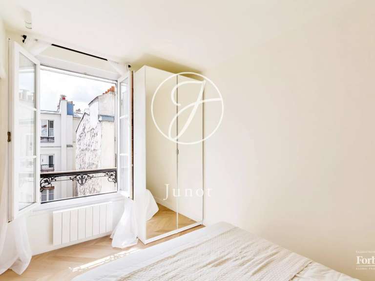 Appartement Paris 18e - 1 chambre - 29m²