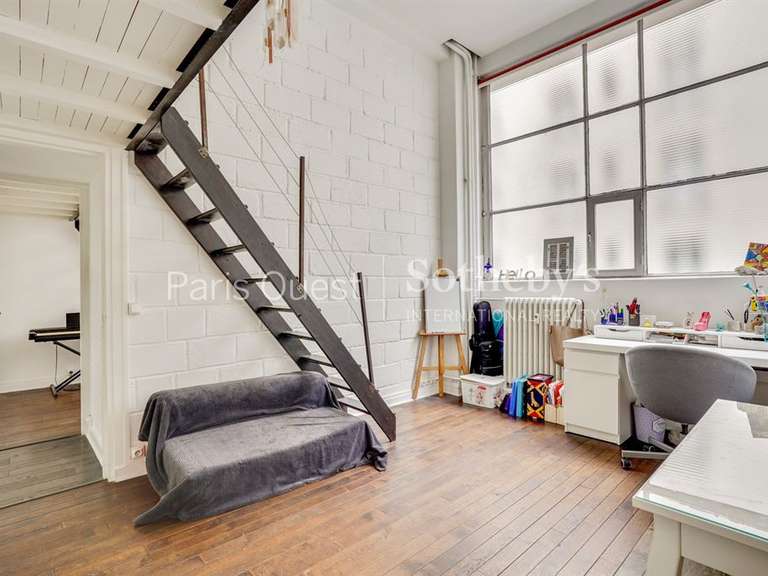 Apartment Paris 18e - 7 bedrooms - 322m²
