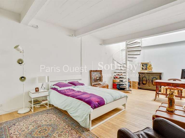 Apartment Paris 18e - 7 bedrooms - 322m²