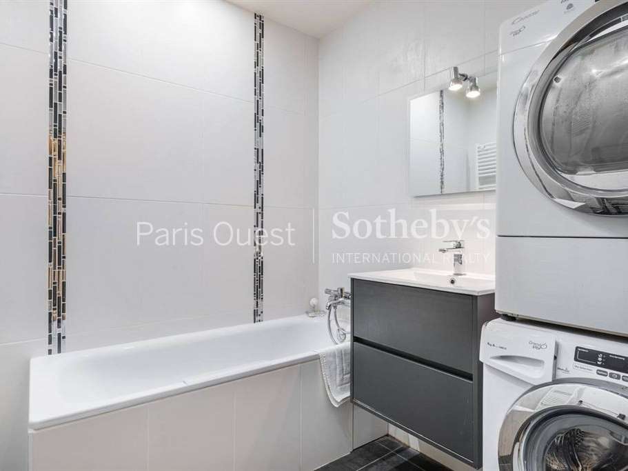 Apartment Paris 18e