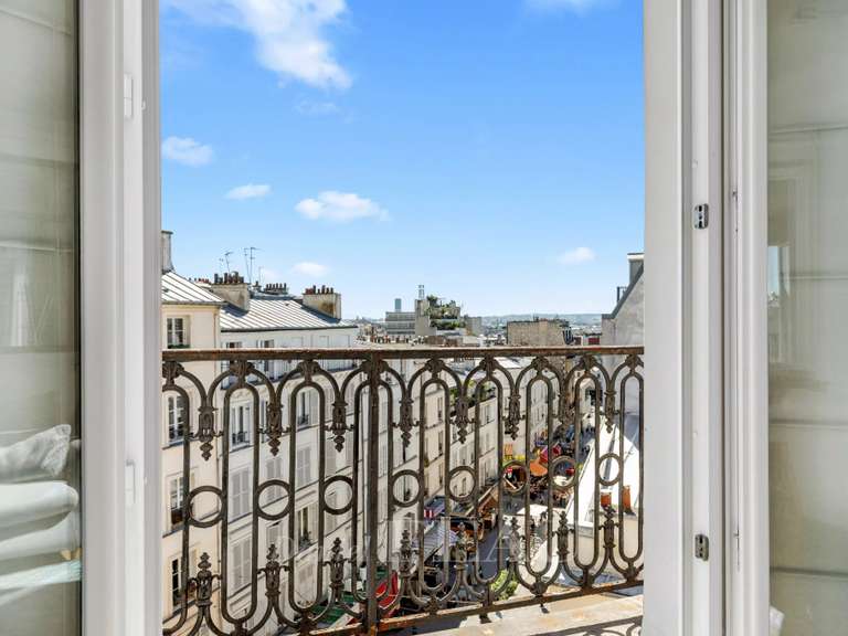 Appartement Paris 18e - 1 chambre - 62m²