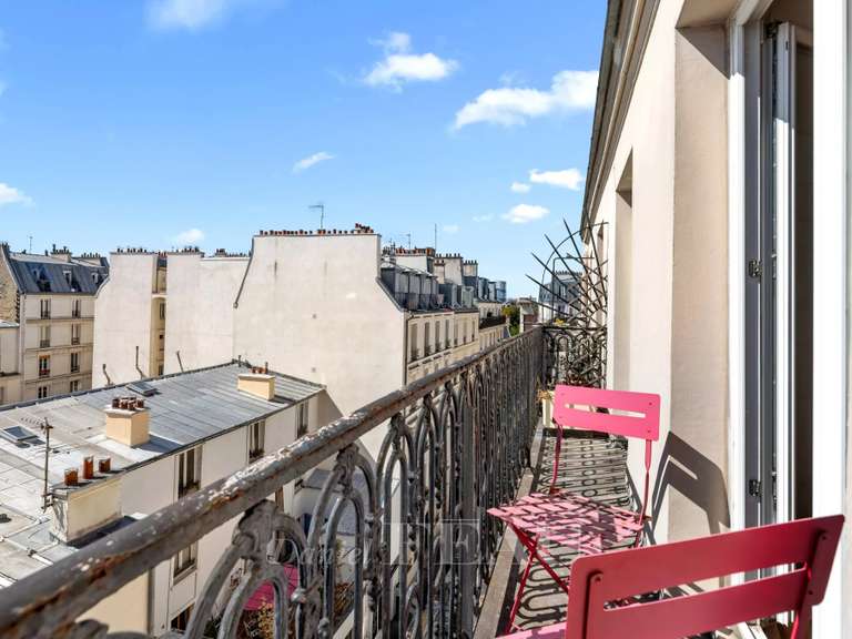 Appartement Paris 18e - 1 chambre - 62m²