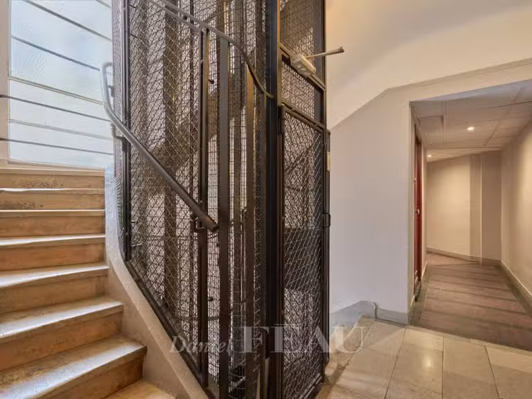 Appartement Paris 18e - 1 chambre - 46m²