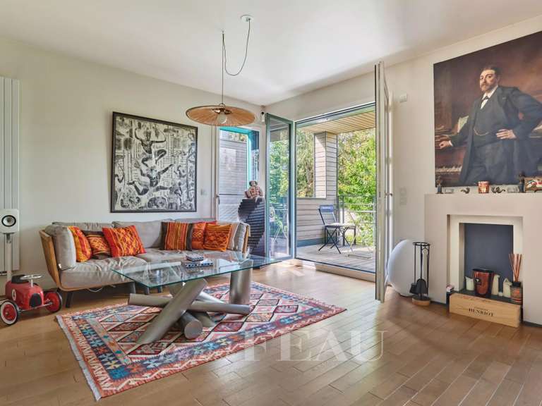 Appartement Paris 18e - 2 chambres - 83m²