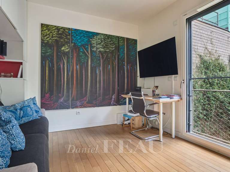 Appartement Paris 18e - 2 chambres - 83m²