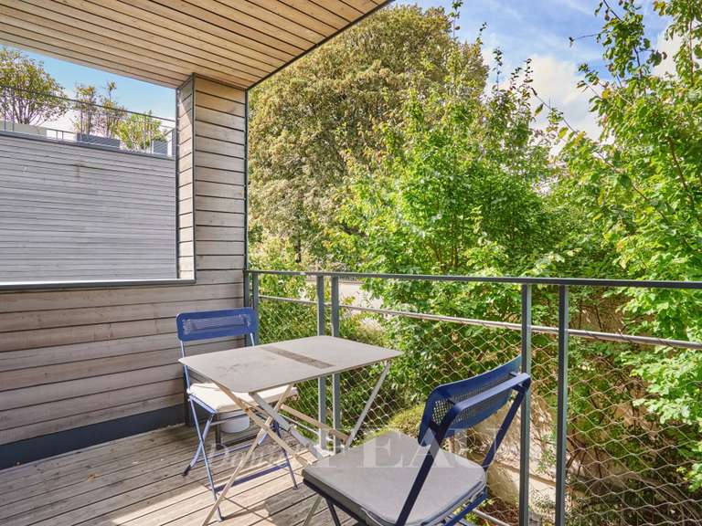 Appartement Paris 18e - 2 chambres - 83m²