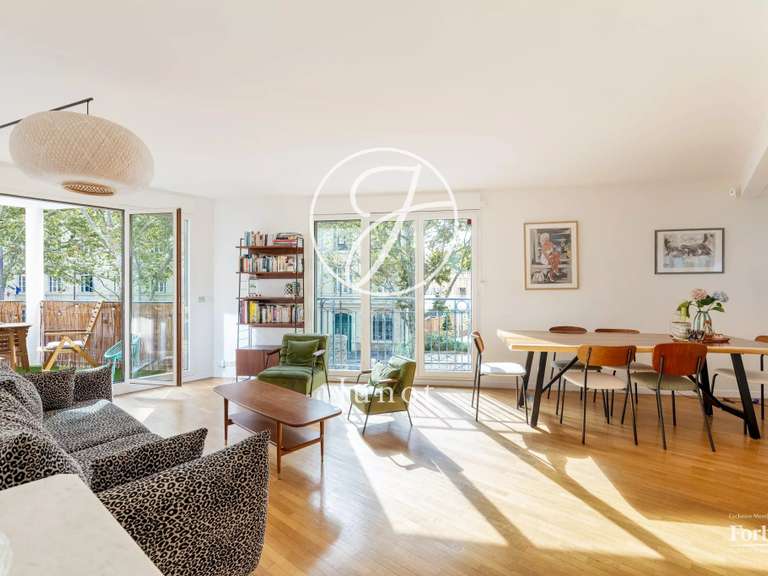 Appartement Paris 18e - 3 chambres - 91m²