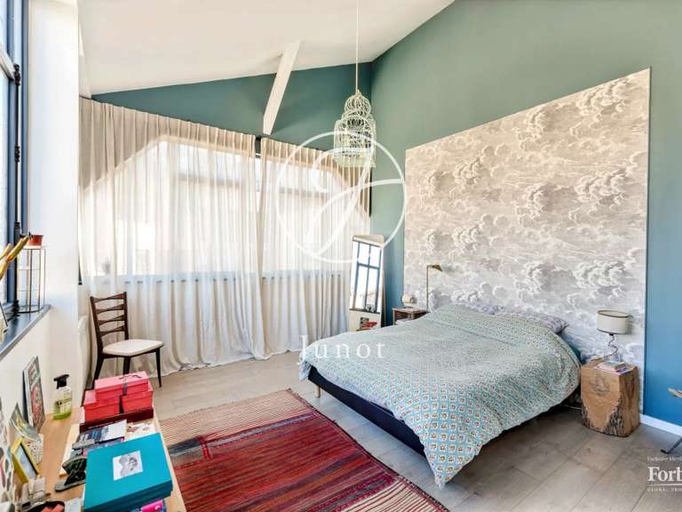 Apartment Paris 18e - 6 bedrooms - 174m²