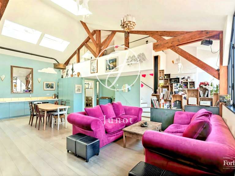 Apartment Paris 18e - 6 bedrooms - 174m²