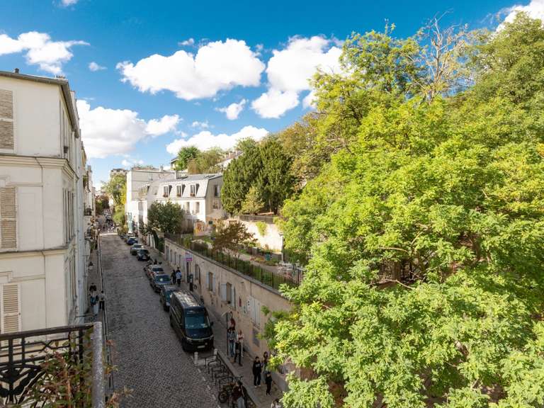 Appartement Paris 18e - 3 chambres - 110m²
