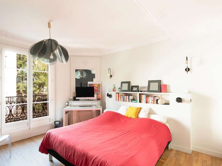 Appartement Paris 18e - 3 chambres - 110m²