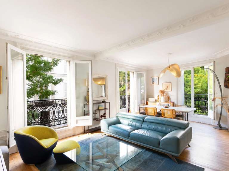 Appartement Paris 18e - 3 chambres - 110m²