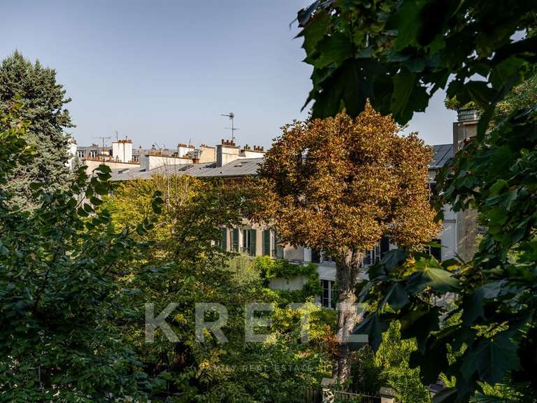 Hôtel particulier Paris 18e - 4 chambres - 390m²