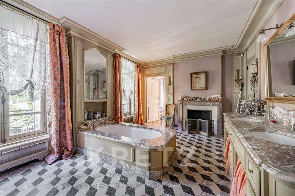 Hôtel particulier Paris 18e