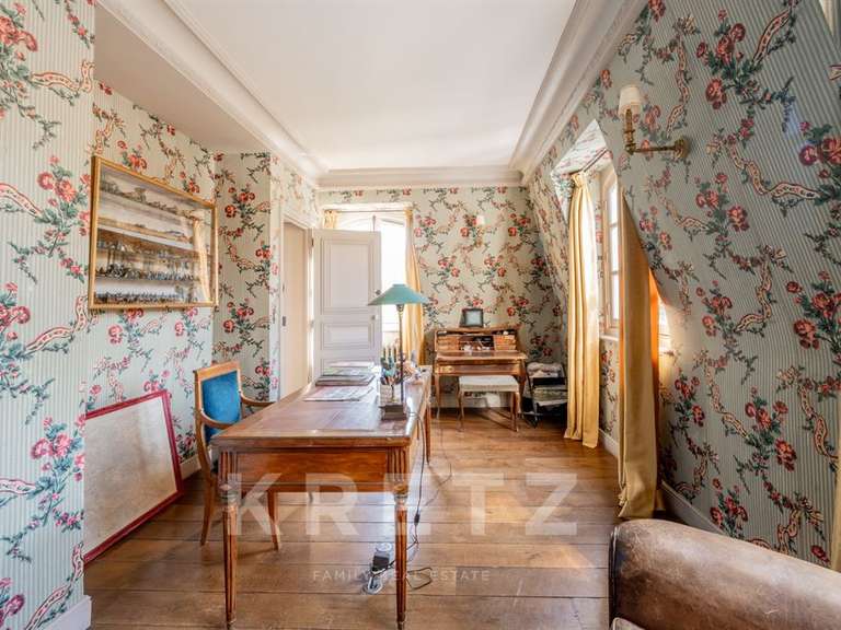 Hôtel particulier Paris 18e - 4 chambres - 390m²
