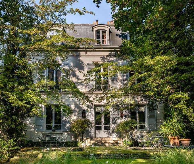 Hôtel particulier Paris 18e - 4 chambres - 390m²