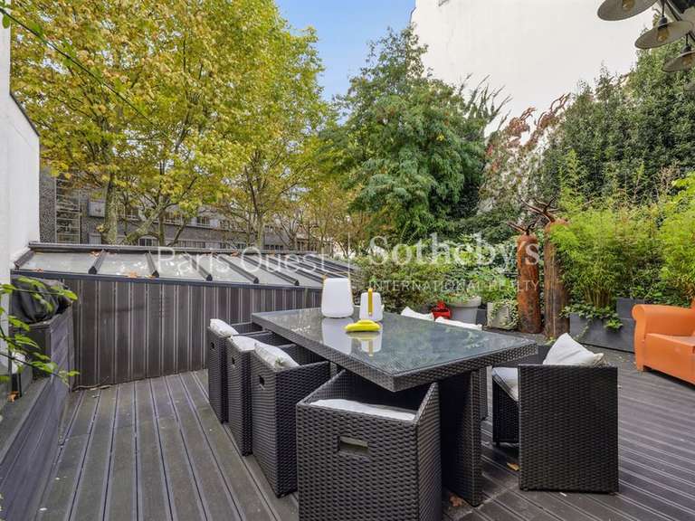 Maison Paris 18e - 2 chambres - 177m²