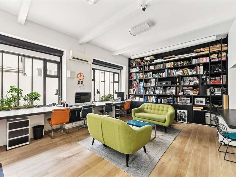 Maison Paris 18e - 4 chambres - 239m²