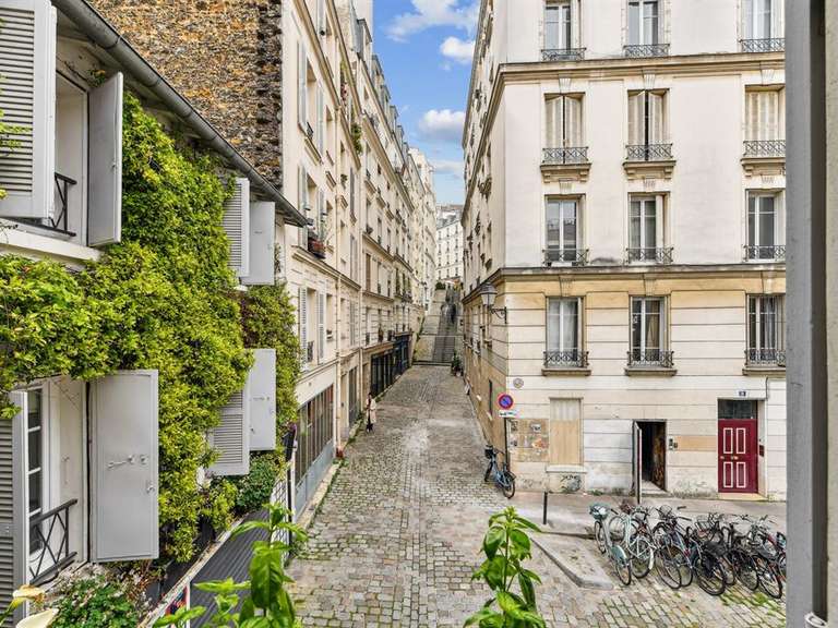 Maison Paris 18e - 4 chambres - 239m²