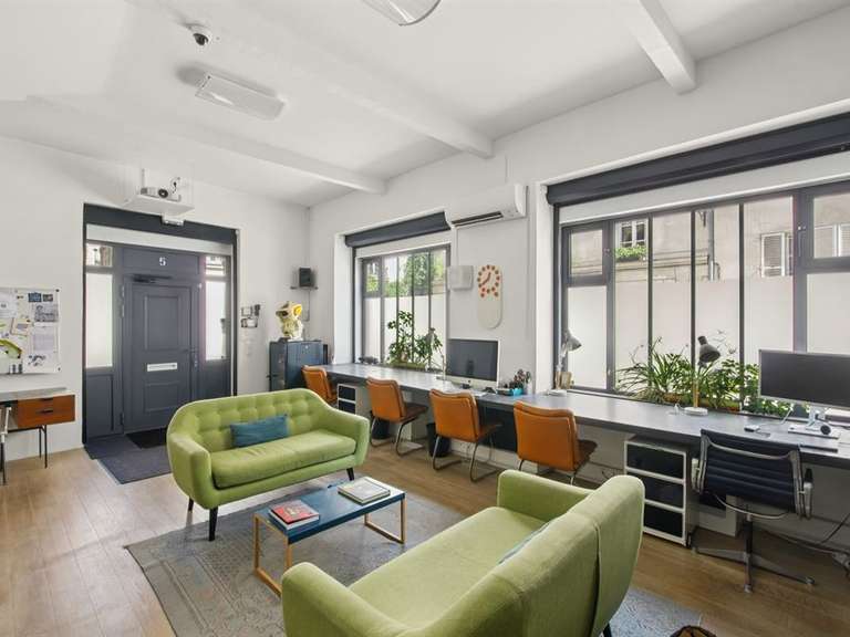 Maison Paris 18e - 4 chambres - 240m²