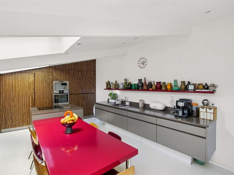 Maison Paris 18e - 4 chambres - 240m²