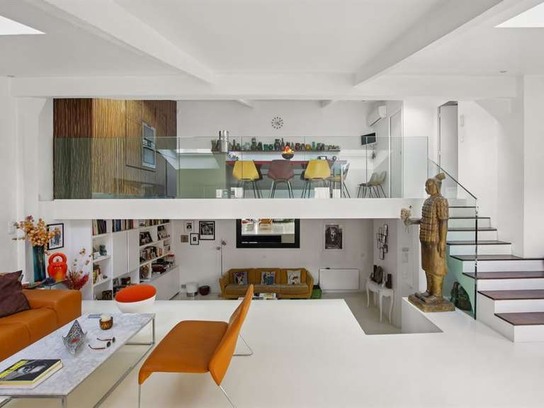 Maison Paris 18e - 4 chambres - 240m²