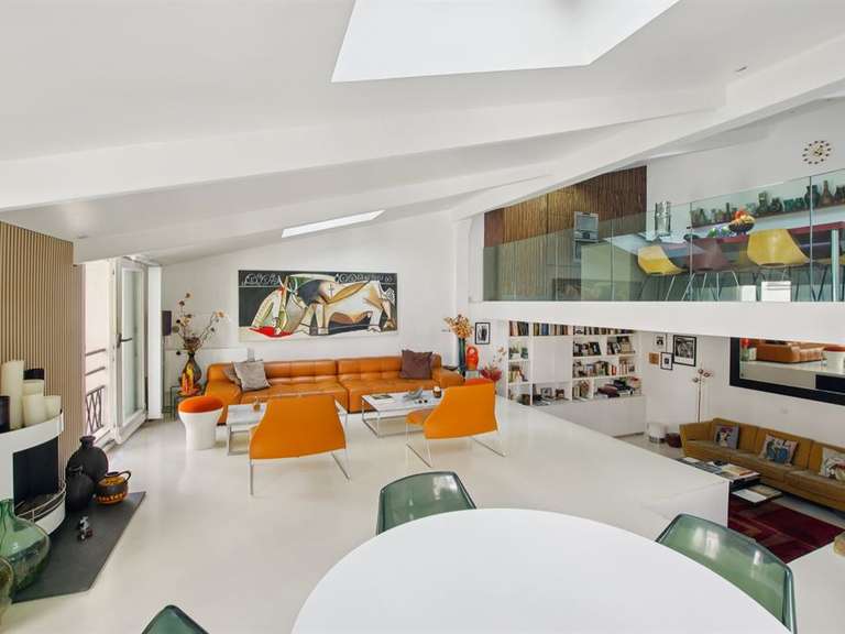 Maison Paris 18e - 4 chambres - 240m²