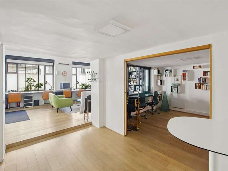 Maison Paris 18e - 4 chambres - 240m²