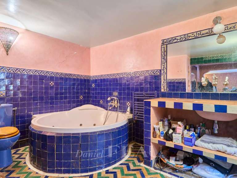 Maison Paris 18e - 3 chambres - 286m²