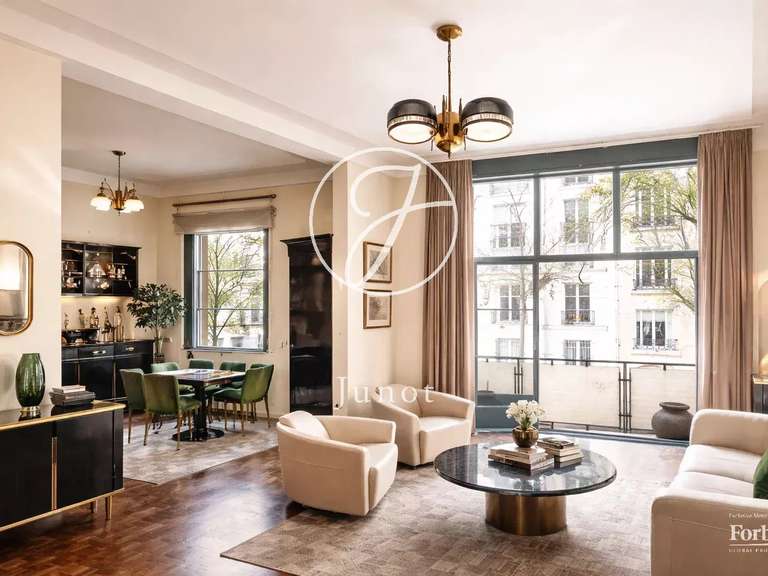Maison Paris 18e - 4 chambres - 270m²