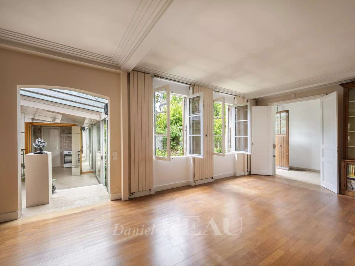 House Paris 18e